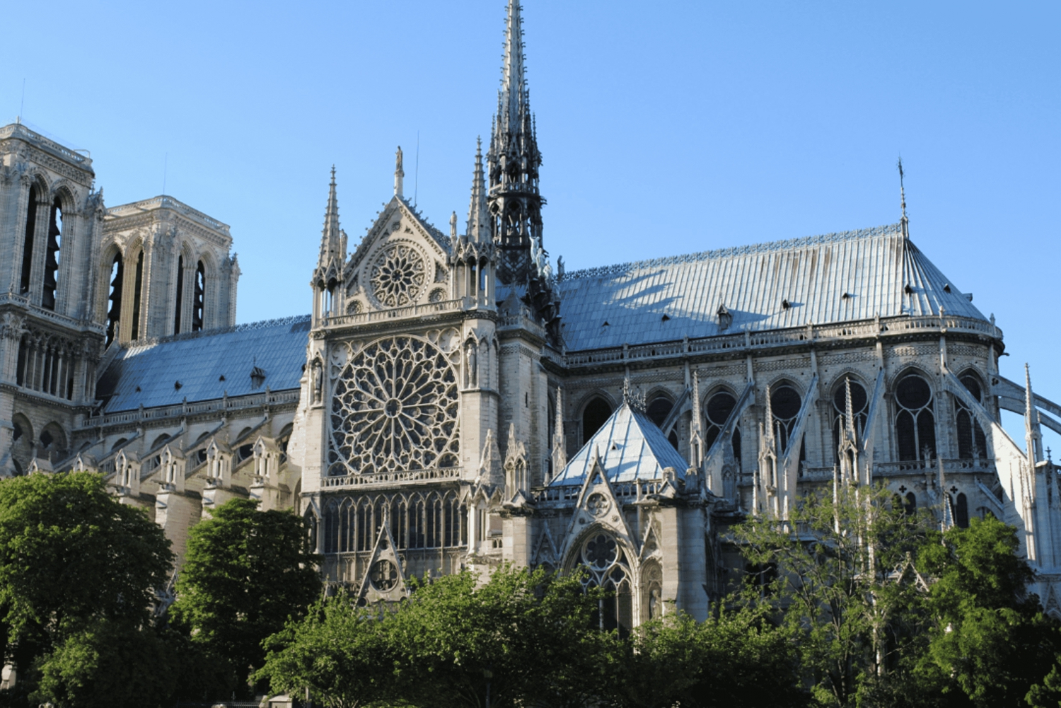 Buiten Notre-Dame & Île de la Cité Tour met toegang tot de crypte