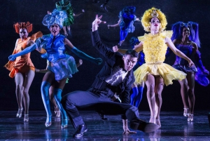 Paris: 3-Course Dinner Cabaret Show at Paradis Latin Theater