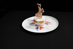 Paris: 3-Course Dinner Cabaret Show at Paradis Latin Theater