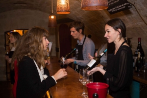 París: Experiencia del vino francés en una bodega parisina