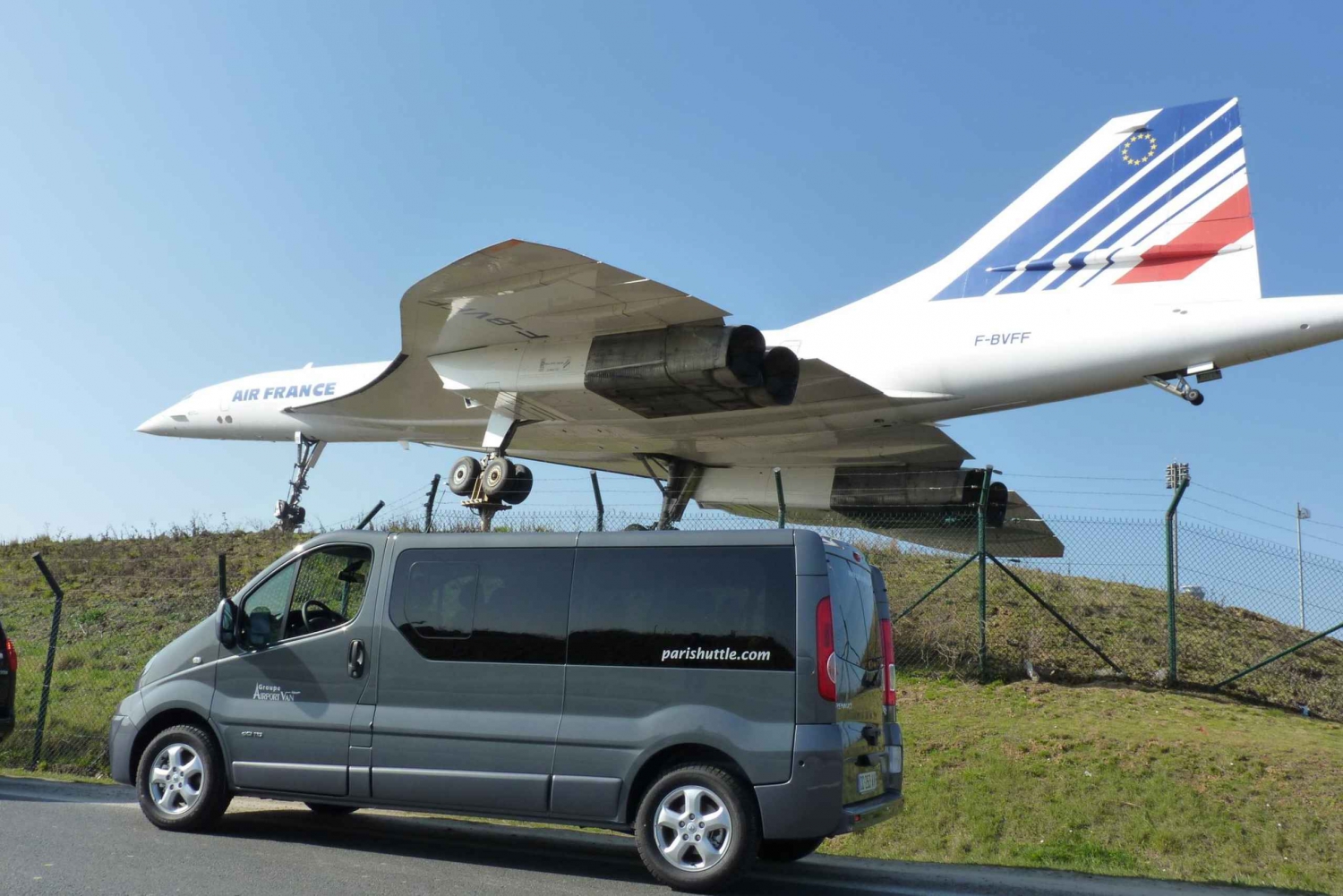 Paris: Charles de Gaulle Airport Private Transfer