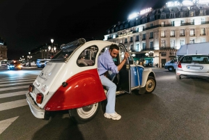 Paris: Discover Paris by Night in a Vintage Car with a Local