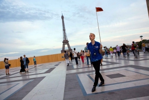 Paris: Eiffelturm: Vollständig geführte Tour mit Gipfeloption