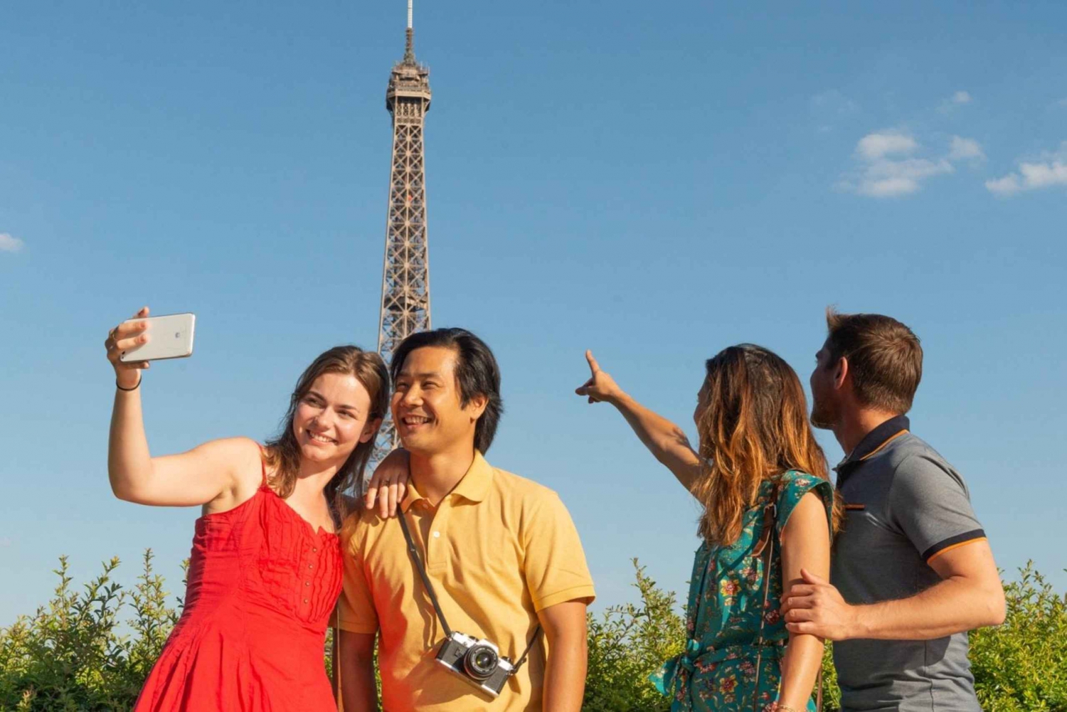 Paris: Visita guiada à Torre Eiffel, cruzeiro guiado pelo Sena e city tour