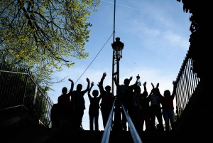 Paris : Vivez la magie de noël en balade avec un photographe pro