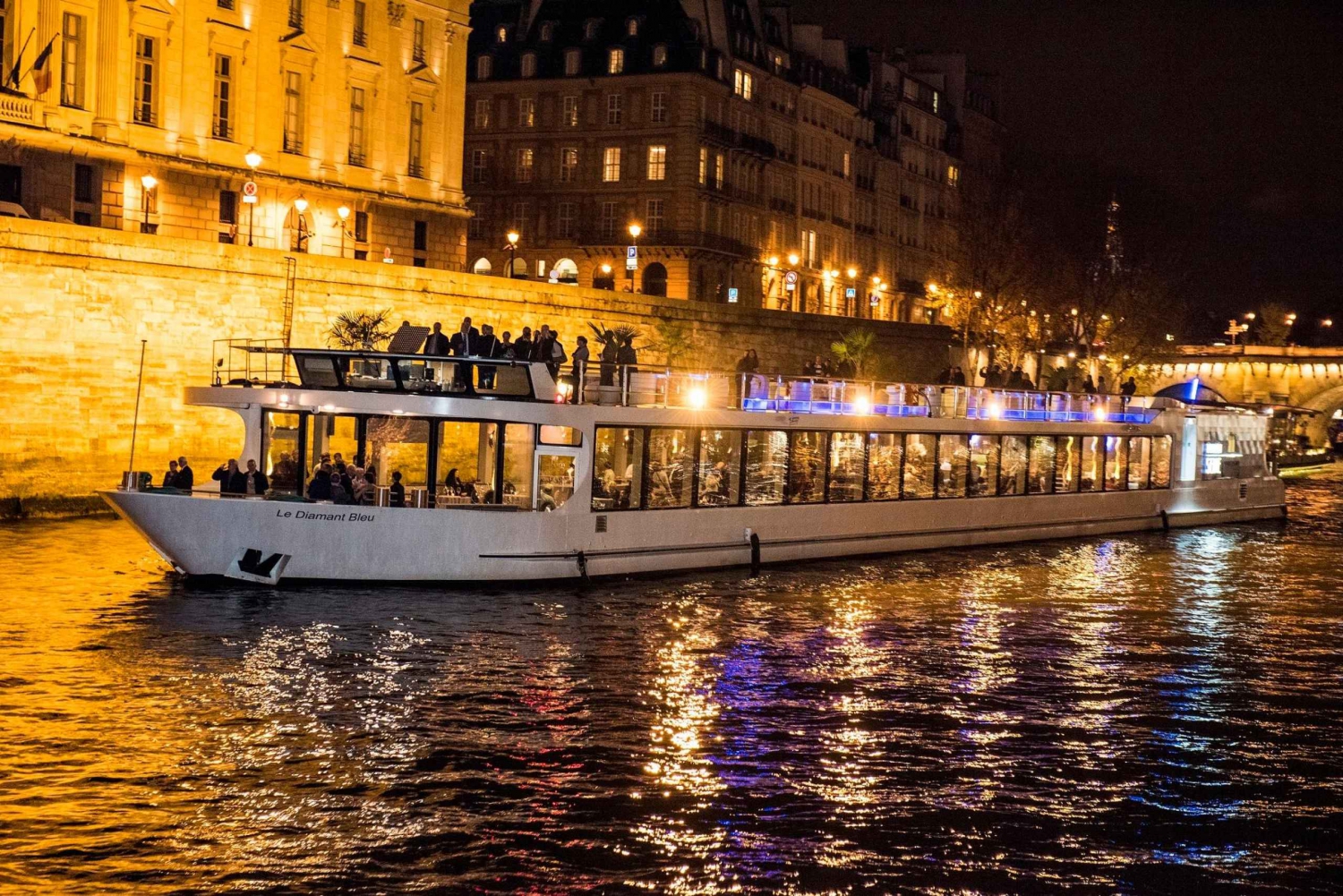 Paris : Dîner-croisière gastronomique sur la Seine avec musique live