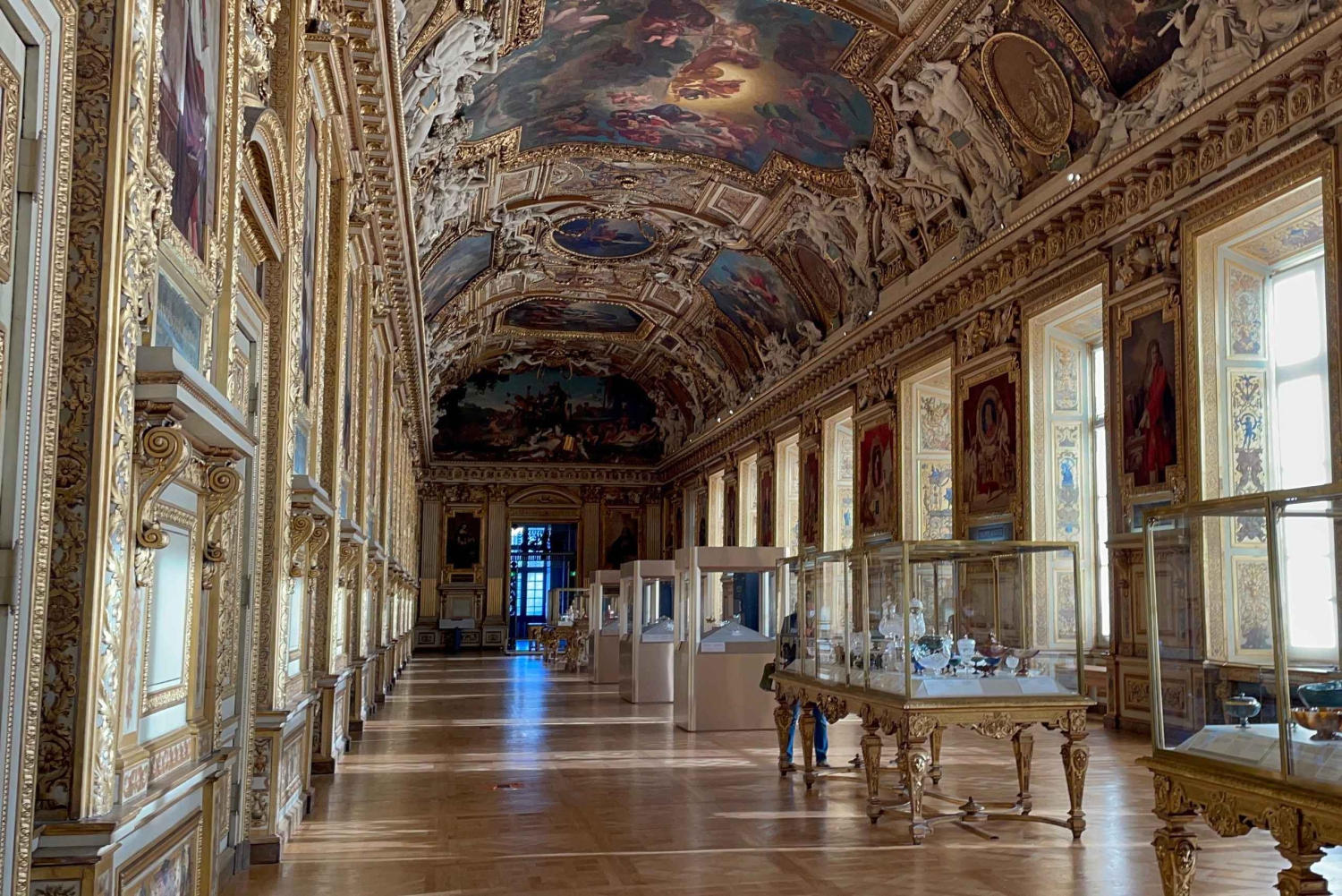 Paris: Louvre Mona Lisa Private Guided Tour with First Entry