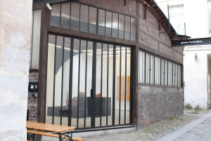 Paris: Marais Contemporary Art Galleries with an artist