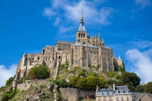 Paris: Dagstur til Mont Saint-Michel med kinesisk turguide