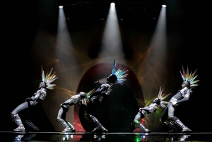 Paris : Dîner de la Saint-Sylvestre et Spectacle de Cabaret