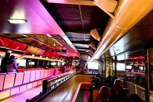 Париж: Ночной круиз по Сене с дегустацией вафель