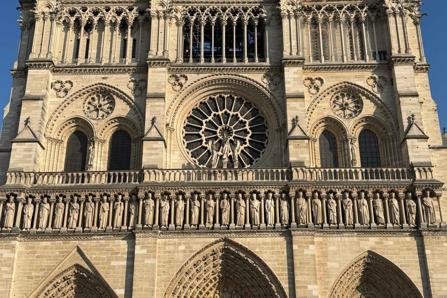 Paris: Führung durch die Kathedrale Notre-Dame mit Gruppenzugang
