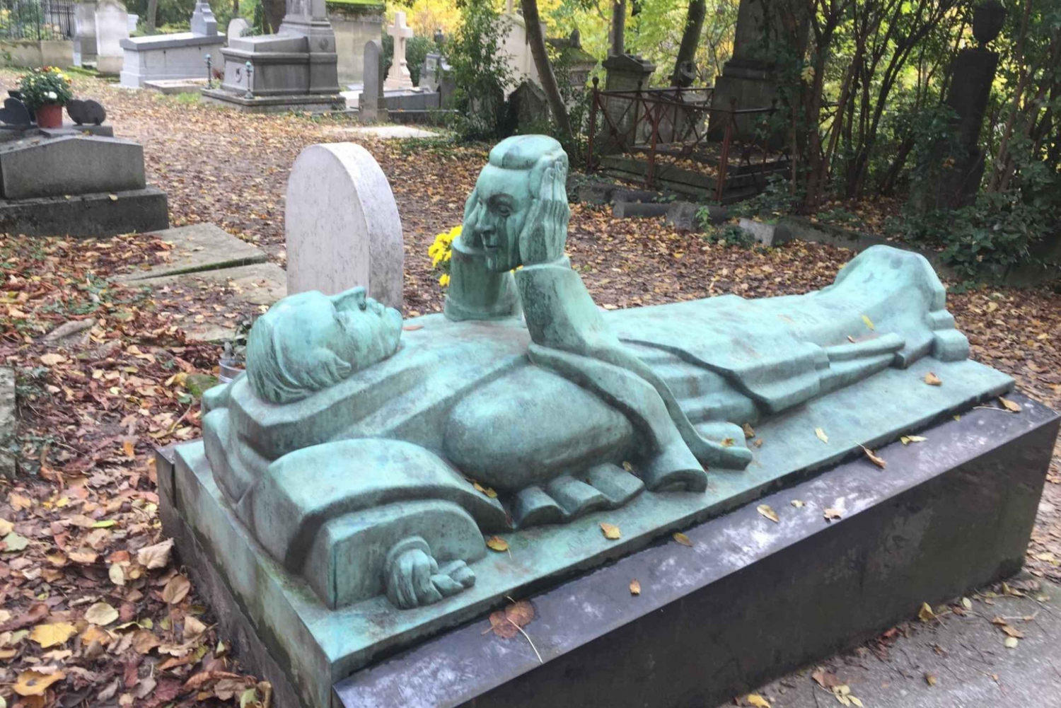 Parigi: Visita del cimitero di Père Lachaise con crociera sulla Senna