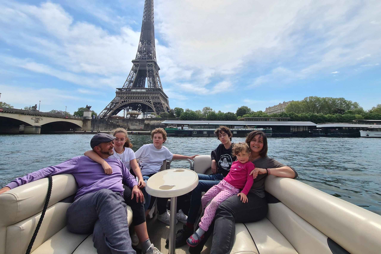 Paris: Croisière privée en bateau ponton sur la Seine