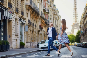 Paris : séance photo professionnelle privée à la tour Eiffel