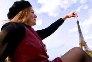 Paris : séance photo professionnelle privée à la tour Eiffel