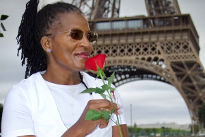 Paris : séance photo professionnelle privée à la tour Eiffel