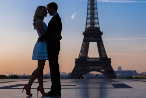 Paris : séance photo professionnelle privée à la tour Eiffel