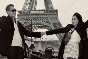 Paris : séance photo professionnelle privée à la tour Eiffel