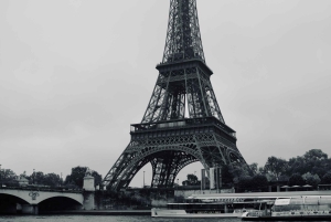 Paris : séance photo professionnelle privée à la tour Eiffel