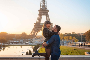 París: sesión fotográfica profesional con la Torre Eiffel