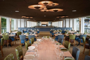 Париж: Романтический круиз с ужином из 3 блюд по Сене