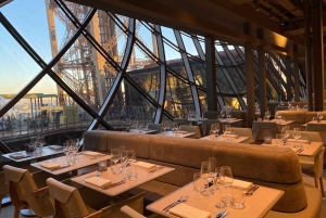 París: Cena romántica de San Valentín en la Torre Eiffel