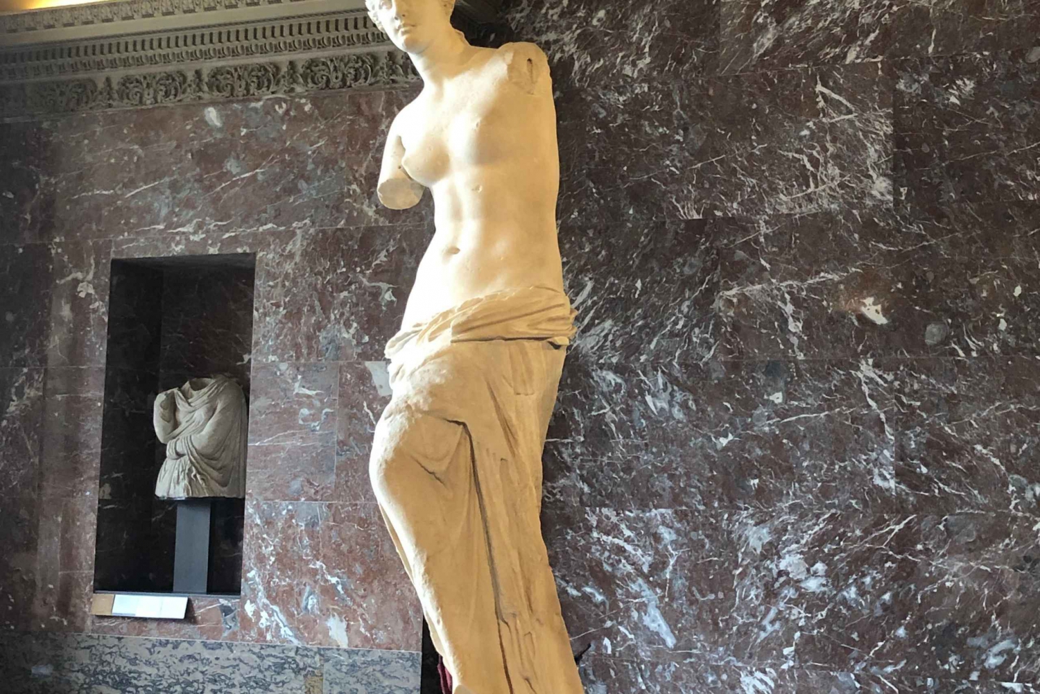 Парижский Лувр: частный поход за сокровищами для семей или групп