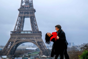 Париж: фотосессия вокруг Эйфелевой башни с 55 отредактированными фотографиями