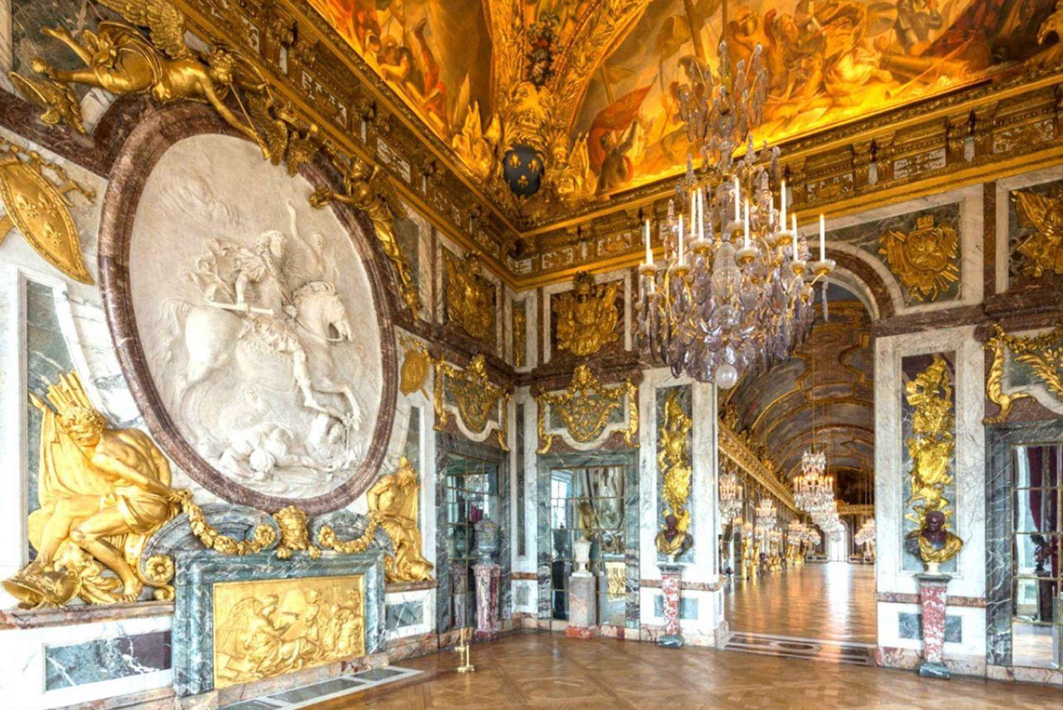 Посещение Версальского дворца на минивэне из Парижа на полдня