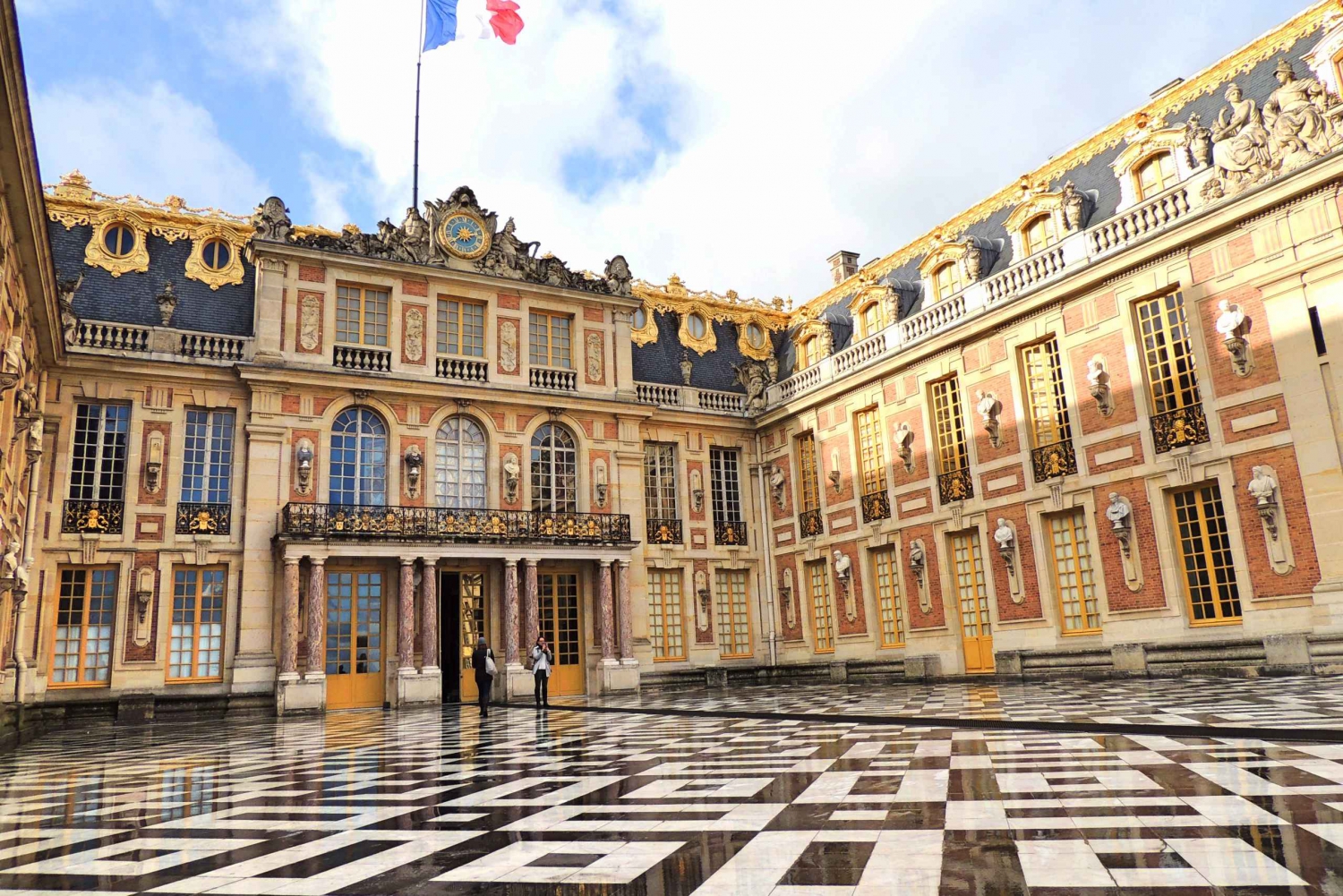 Versailles: Tour guidato del palazzo con ingresso prioritario e accesso completo