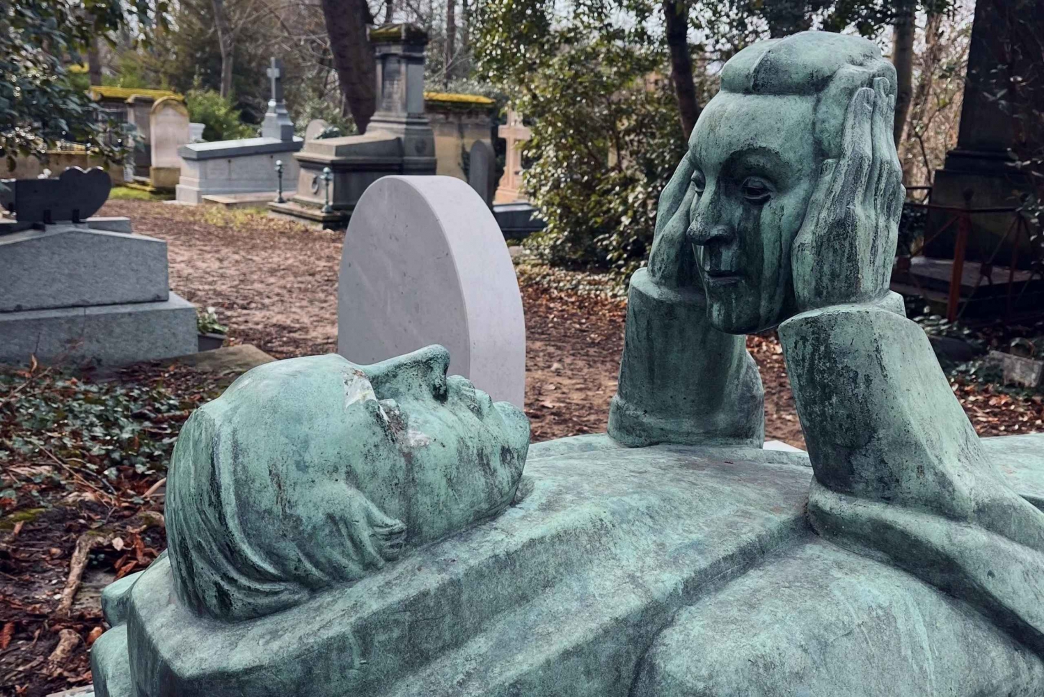 Wie heeft Victor vermoord? Ontsnappingsspel op begraafplaats Père Lachaise