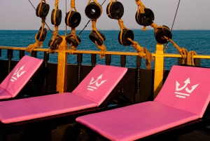 Pattaya: wycieczka 1-dniowa na Wyspę Koralową (Koh Larn) z lunchem z owoców morza