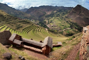 クスコ発：マチュピチュ、プーノ、チチカカ湖 6日間ツアー