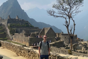 Machu Picchu: historical and photographic guided tour