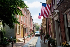 NYC: Niagara Falls, Toronto, Philadelphia, DC 5-Day Tour