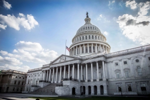 NYC: Niagara Falls, Toronto, Philadelphia, DC 5-Day Tour