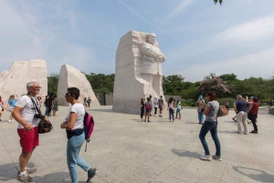 NYC: Niagara Falls, Toronto, Philadelphia, DC 5-Day Tour