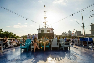 Philadelphia: Buffet Brunch, Lunch, or Dinner Cruise