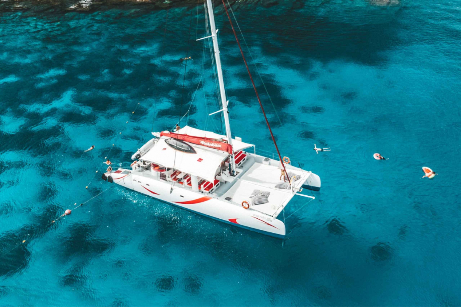 Phuket: Ilha Coral e Ilha Racha em um passeio de catamarã