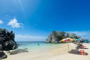 Phuket: Phi Phi Islands and Maya Bay Day Trip with Lunch