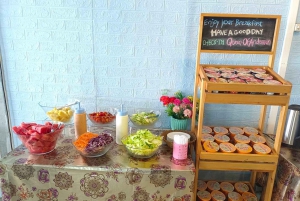 Phuket: Phi Phi Islands and Maya Bay Day Trip with Lunch