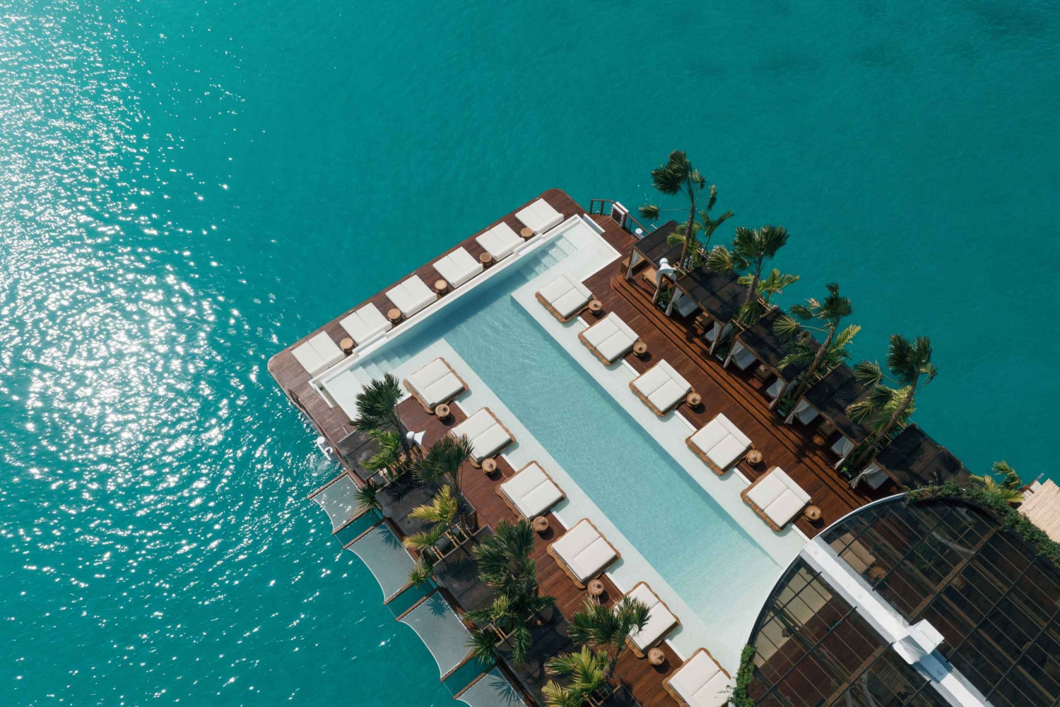 Phuket: Experiência de um dia no YONA Floating Beach Club