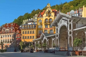 Von Prag aus: Eine Tagestour nach Karlovy Vary