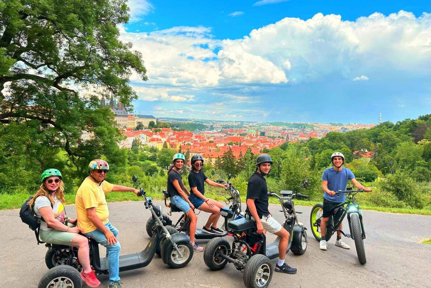 Praga: tour en triciclo eléctrico por el corazón de la ciudad