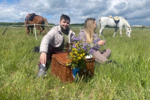Ausritt zu Pferd in der Nähe von Prag