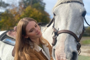 Ausritt zu Pferd in der Nähe von Prag