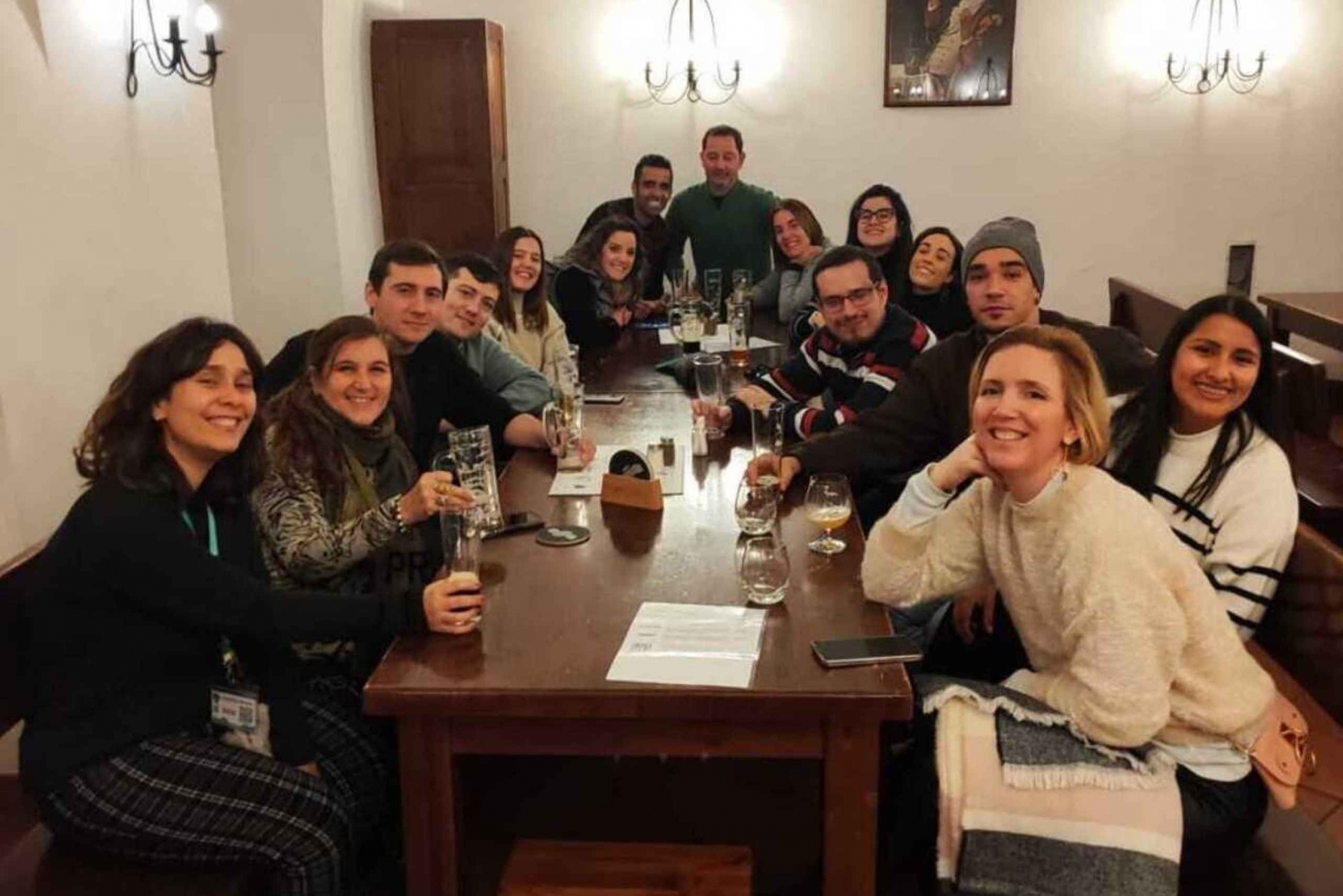 Passeio noturno: Lado escuro de Praga com cerveja artesanal