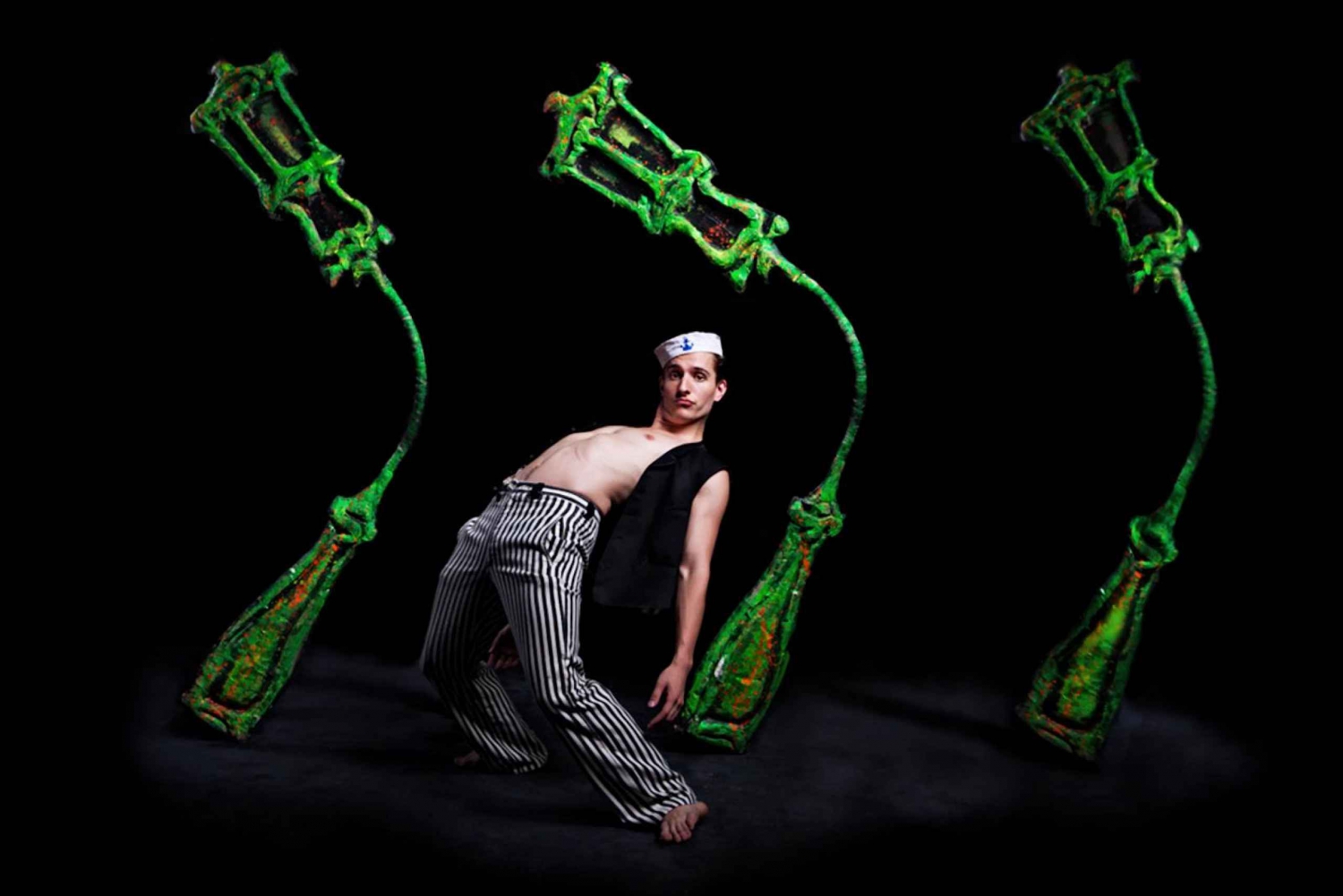 Prag: 1,5-timmars Black Light Theater Srnec-föreställning