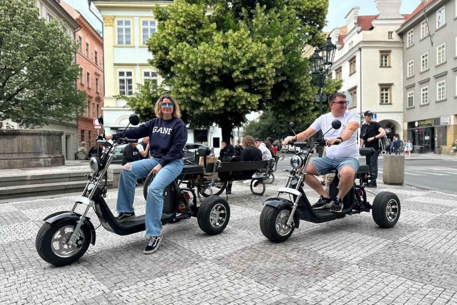 Praga: 2 horas de FUN TRIKE tour en Praga con guía